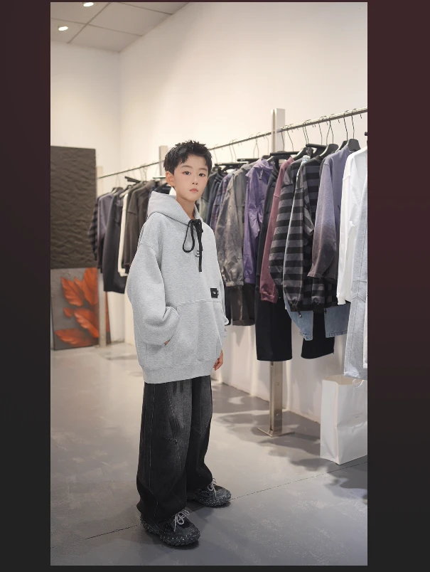 2025秋冬新款日韩ins痞帅儿童男童水洗带帽卫衣、高品质实体店外套