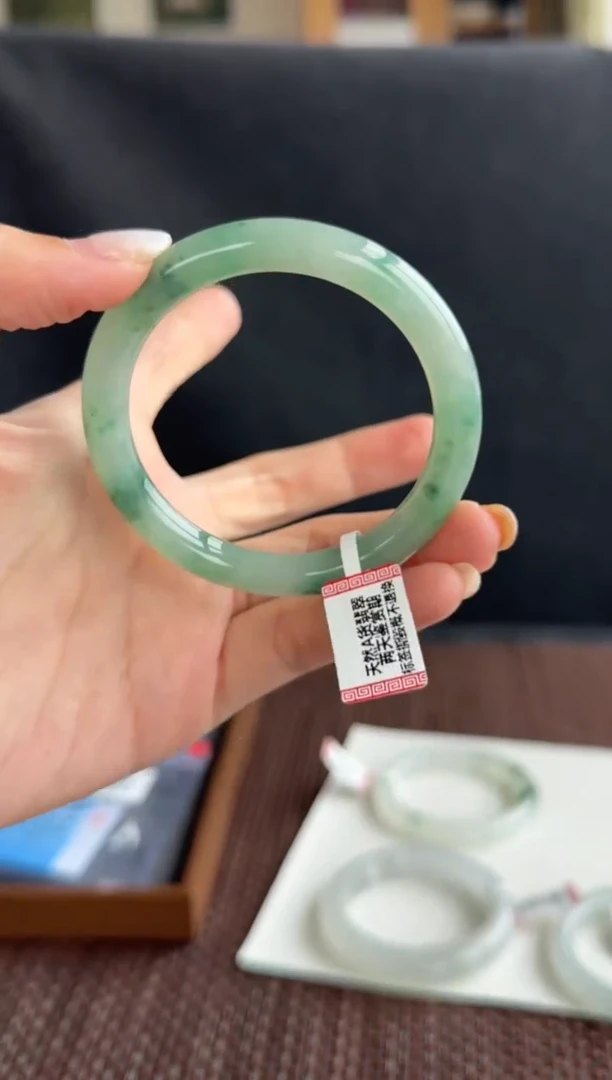 未镶嵌手镯翡翠26号54.0*8.5*8.2