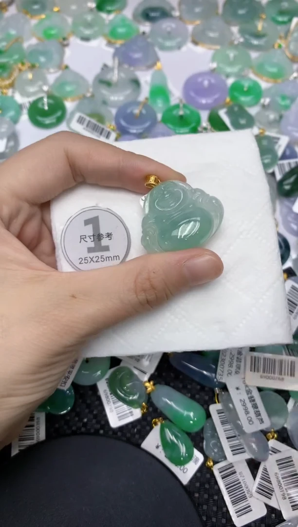 颈饰18K金镶嵌翡翠11111111