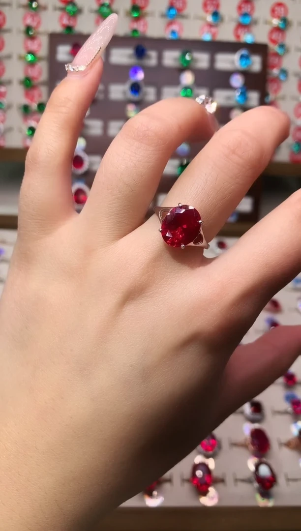 无925银典藏 轻奢 鸽血红红色系10*12银托戒指