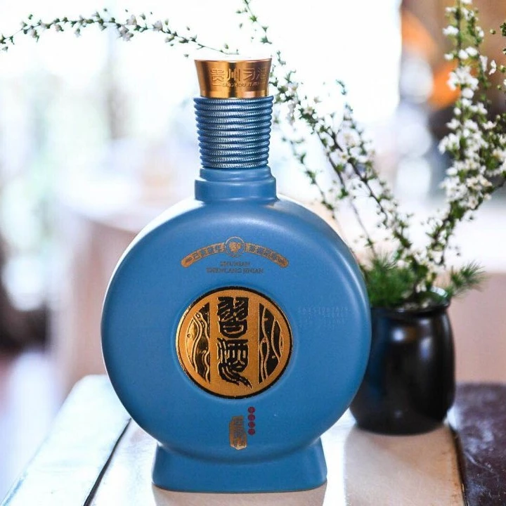 习酒【2019生肖纪念1.5L{ 猪 }】 酱香型白酒  53%Vol