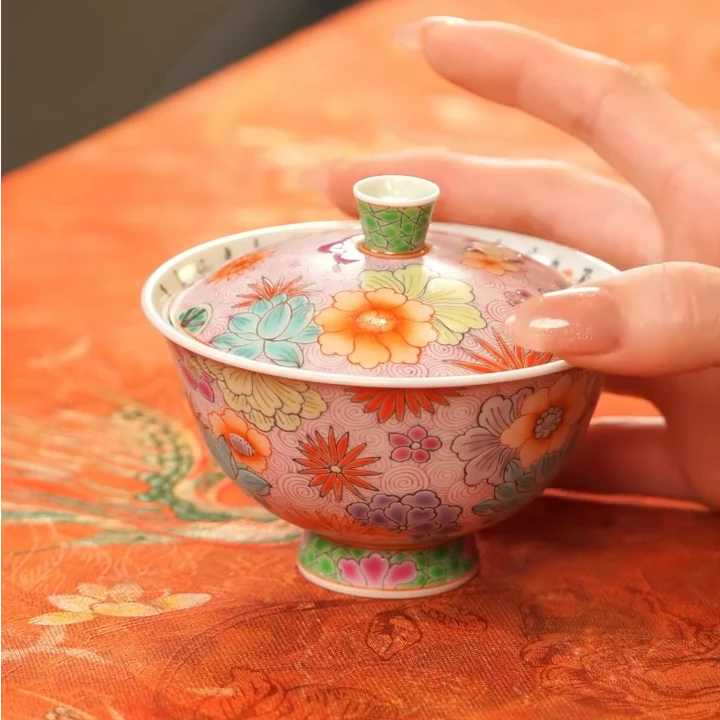 雨溪山房/红绿彩花绘盖碗