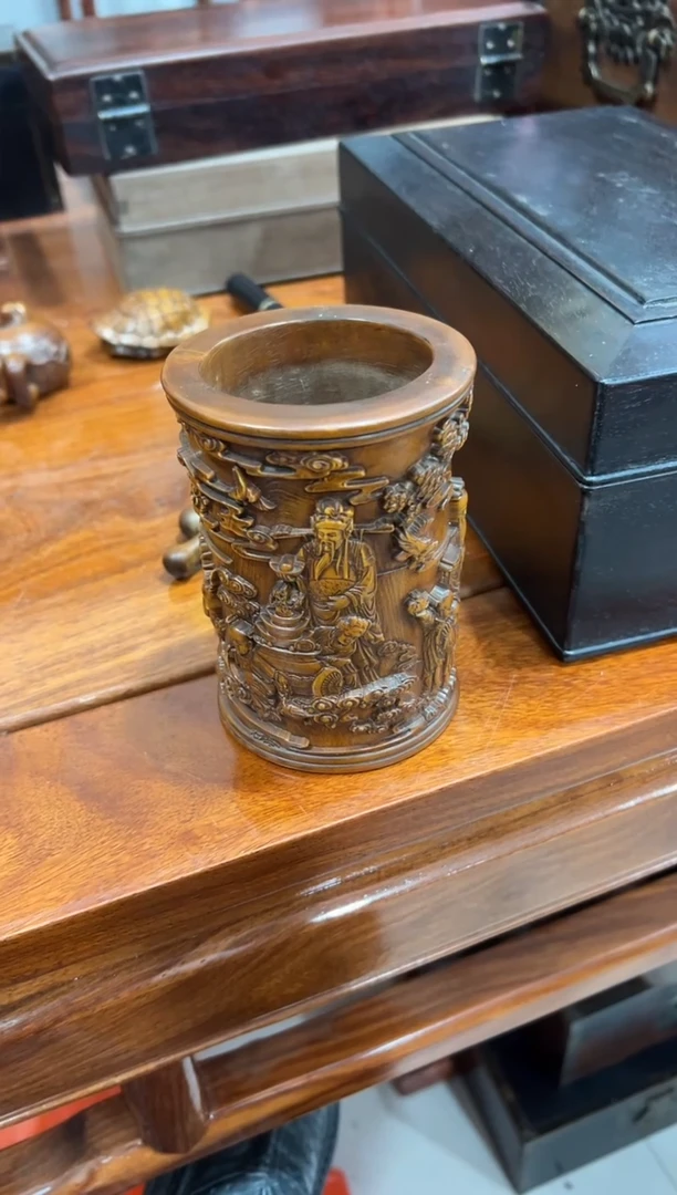 木黄杨福禄寿笔筒