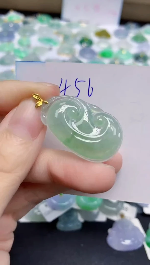 颈饰18K金镶嵌翡翠天然缅甸翡翠A货翡翠百元以上9元证书费自理