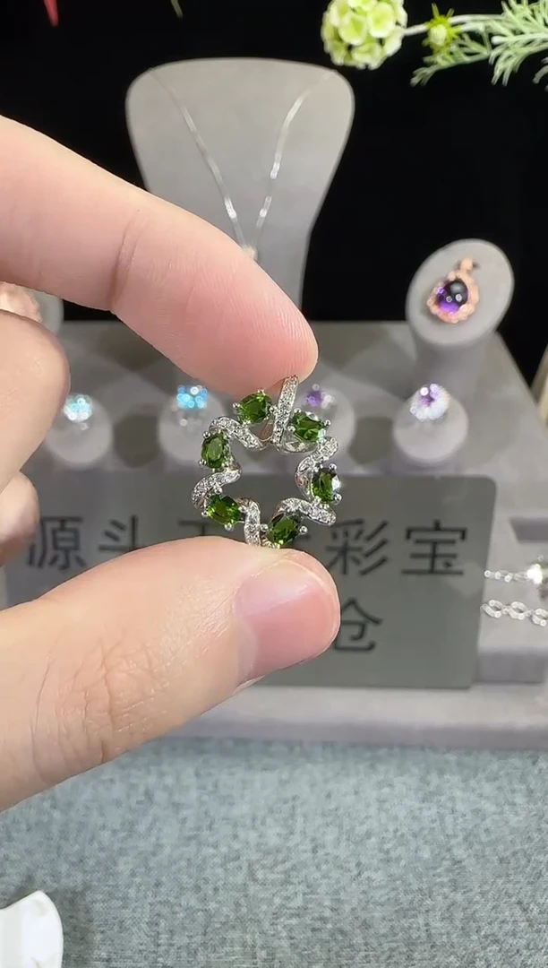吊坠透辉石银S925镶嵌17mm甜甜圈吊坠