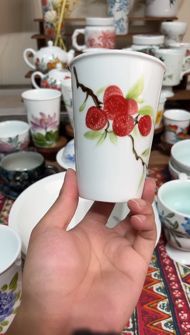 摆件景德镇手绘高端瓷器