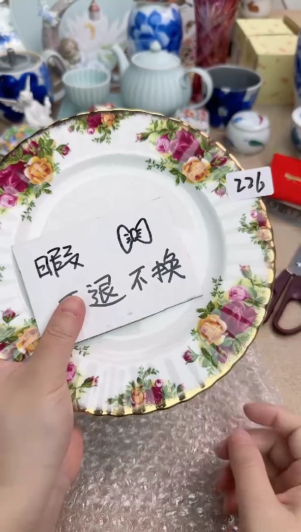 瓷片辰辰的瓷器好看到爆炸