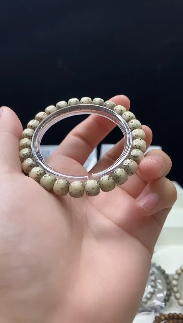 手串星月菩提348    b35