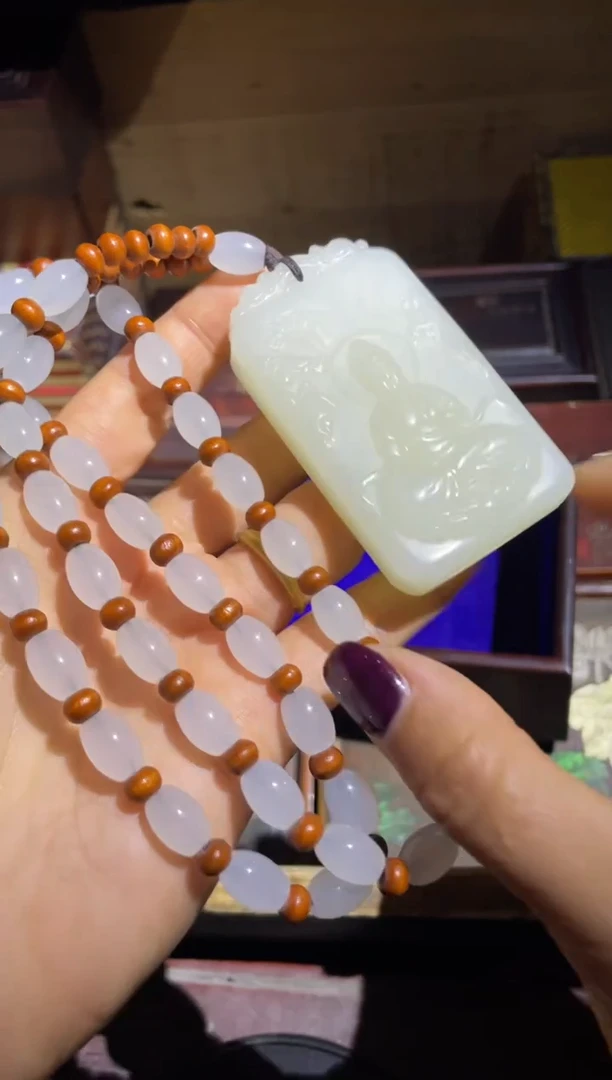 【闪购商品】白双面工山水观音1件