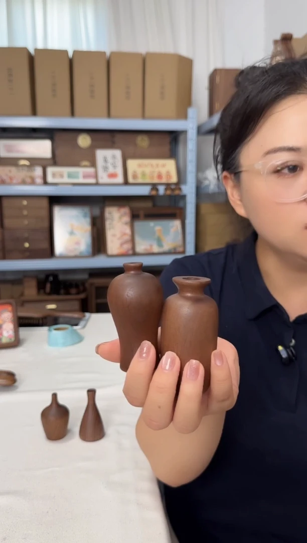 木2个黑胡桃木花瓶摆件