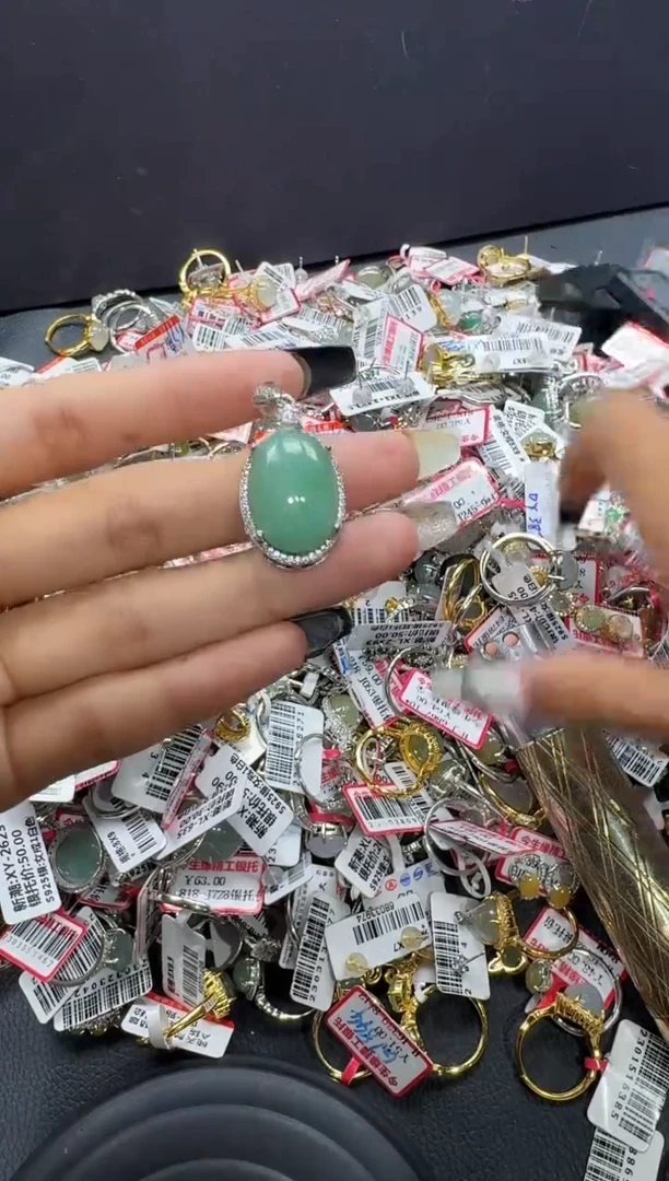 翡翠戒指银S925镶嵌戒指199