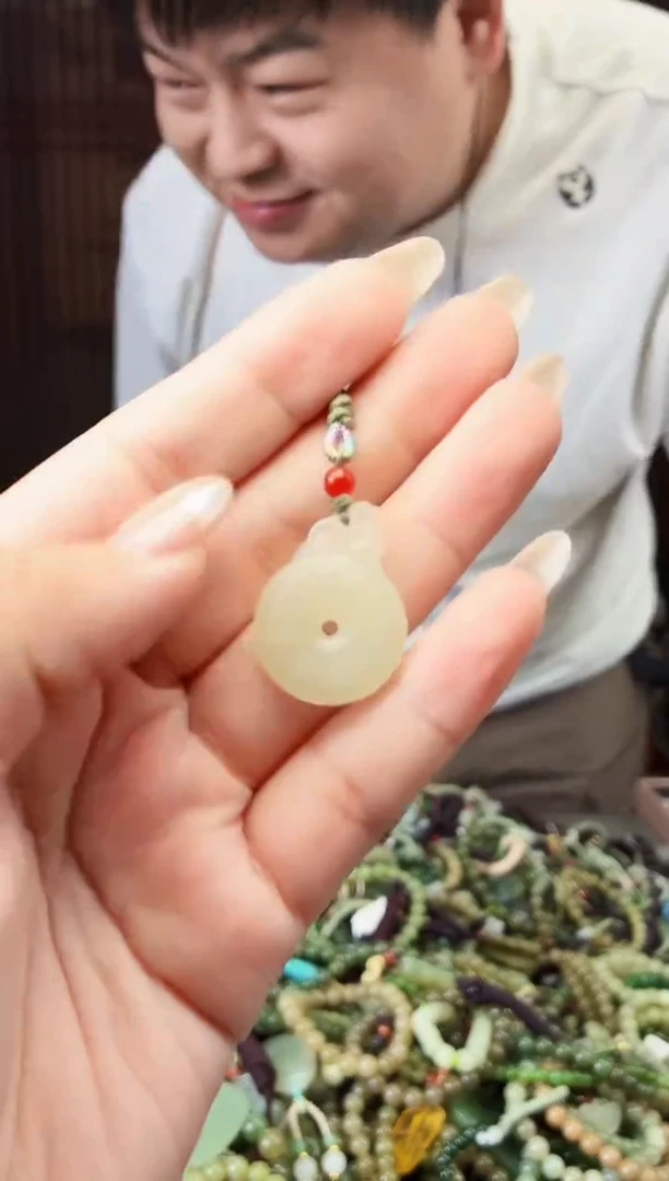 颈饰未镶嵌和田玉多样性发货拍一发一