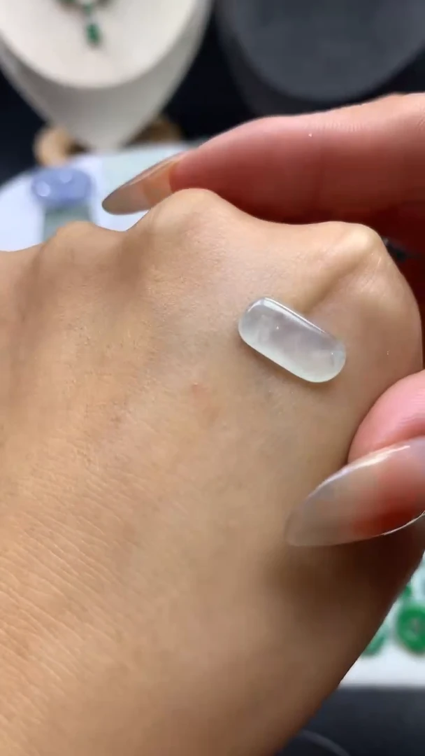 【闪购商品】定制翡翠未镶嵌翡翠