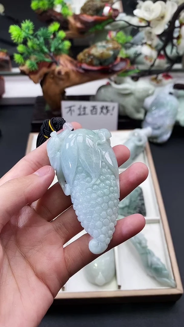 颈饰未镶嵌翡翠天然缅甸A货翡翠