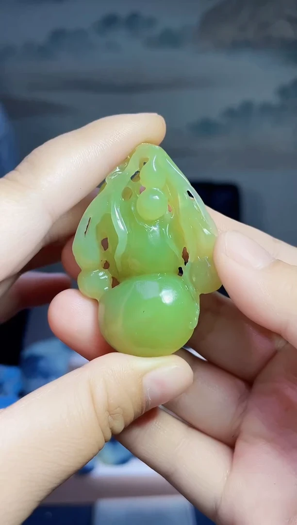 和田玉未镶嵌颈饰1