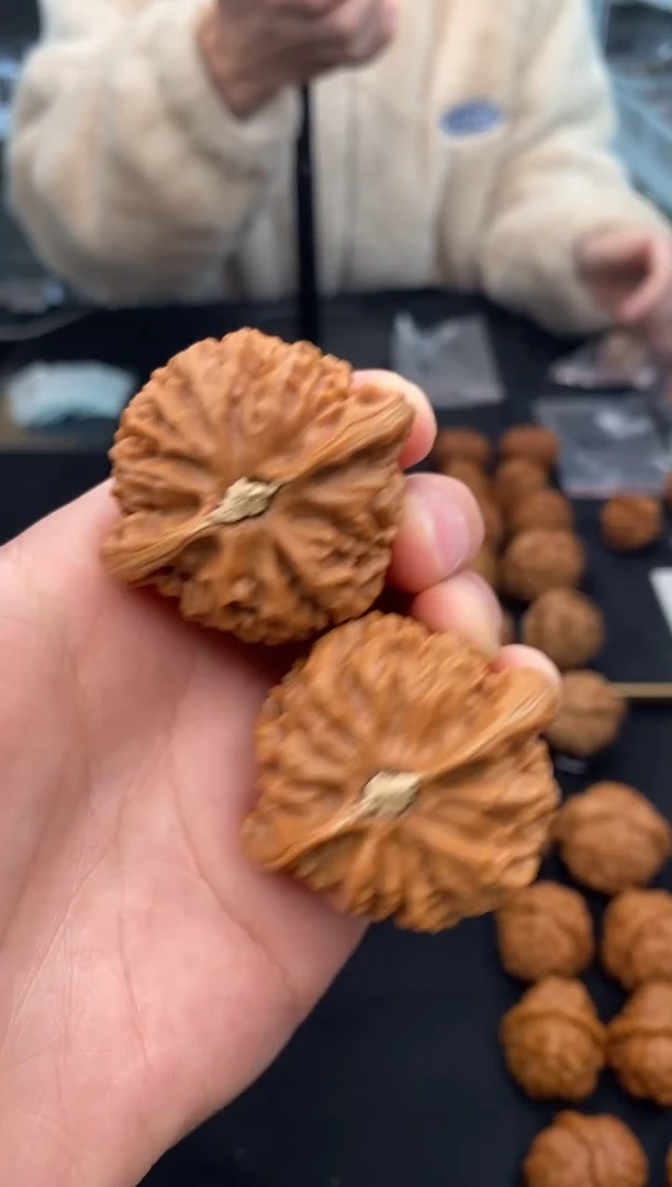 【闪购商品】文玩核桃把件宫灯41-u507