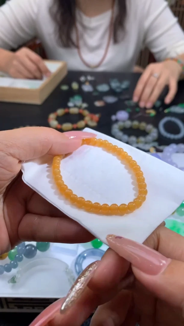 未镶嵌定制翡翠赵翡翠