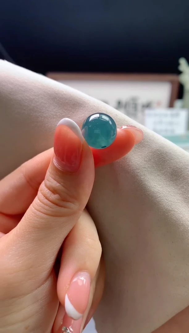 翡翠未镶嵌颈饰1019486398