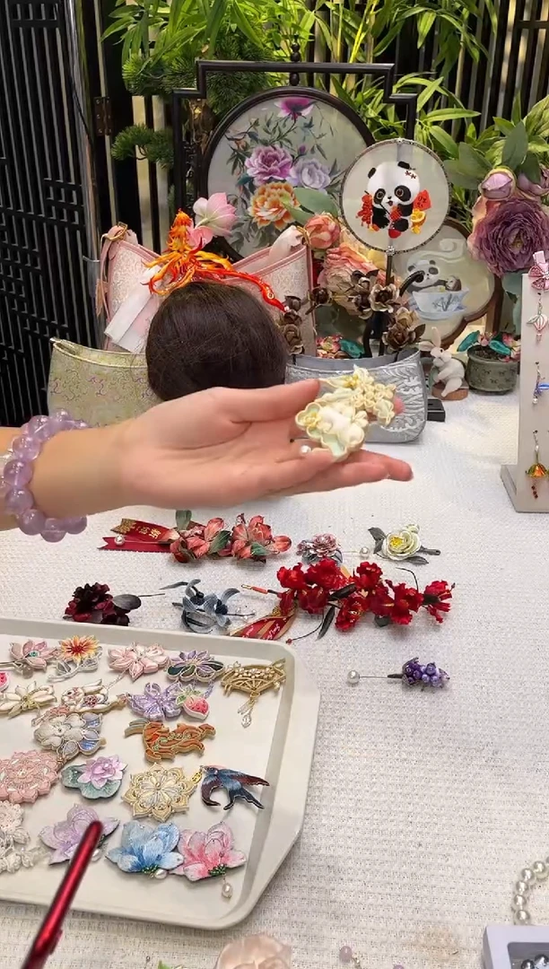 织绣S****ஐ非遗苏绣饰品