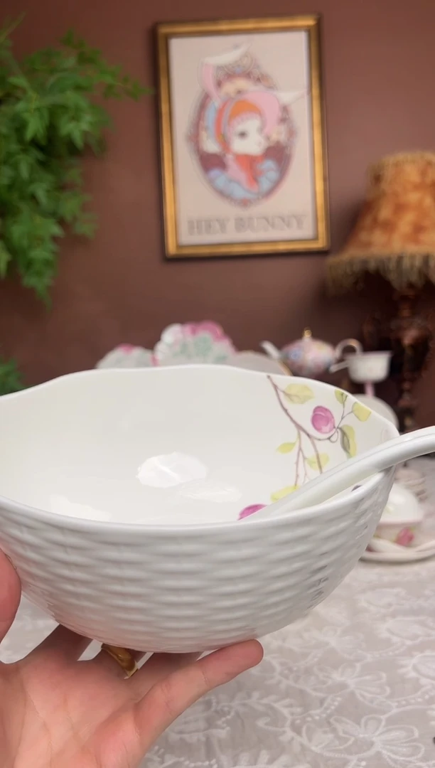 36%以上骨粉骨瓷浆果西梅大汤碗+勺