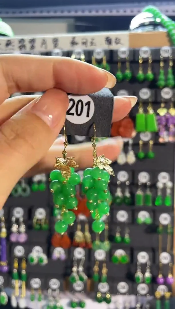 【闪购商品】翡翠耳饰银S925镶嵌201....