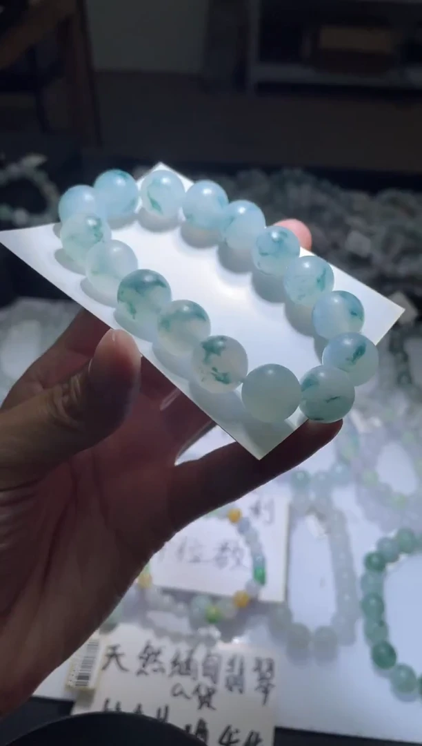 定制翡翠未镶嵌翡翠手串