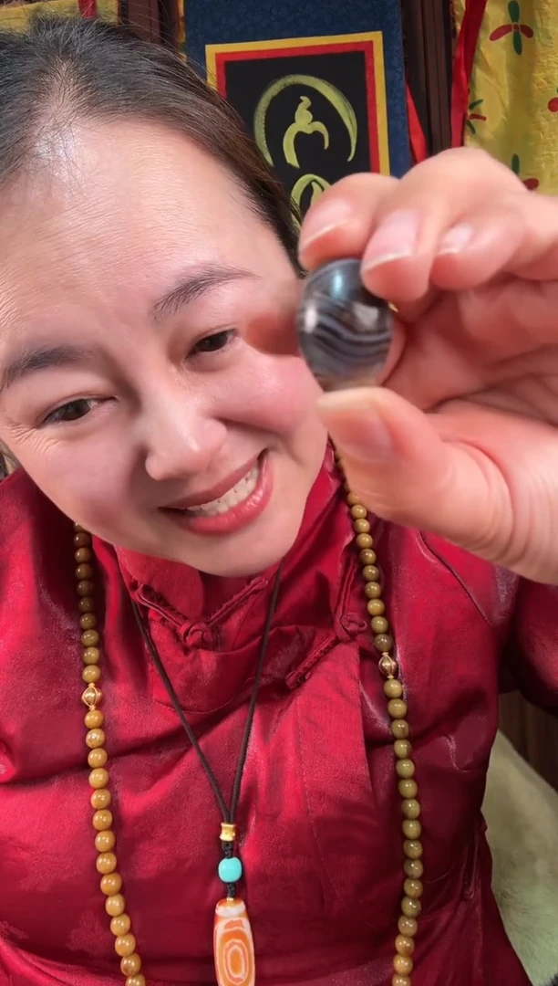 无非金属藏地丝丝古珠