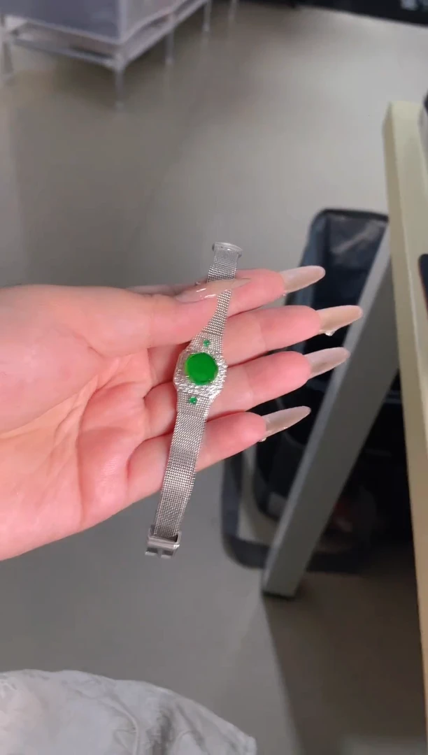 【闪购商品】翡翠手绳未镶嵌天然A货翡翠18