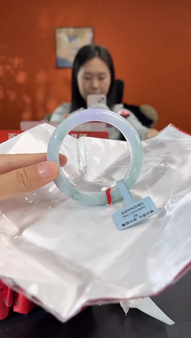 未镶嵌手镯翡翠4   55.8