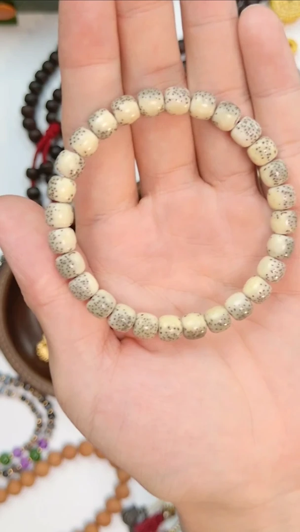 手串星月菩提灰背河豚8*7mm