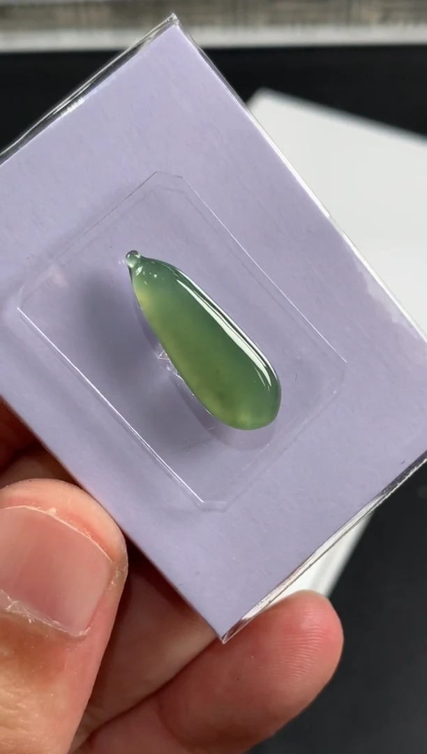 未镶嵌定制翡翠可****了翡翠