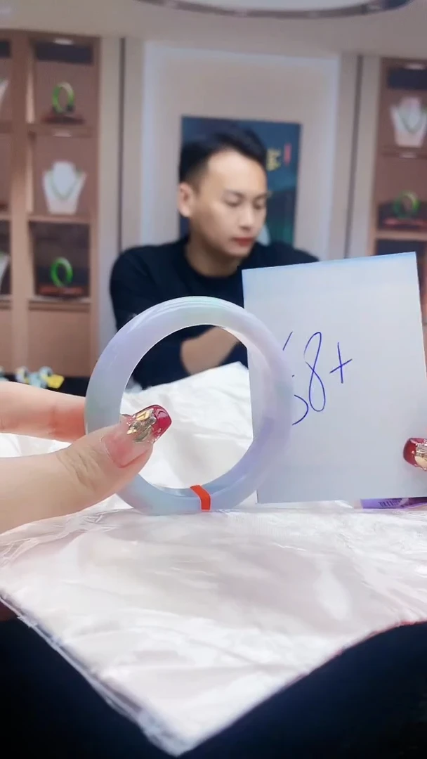 【闪购商品】翡翠手镯未镶嵌      H86-42