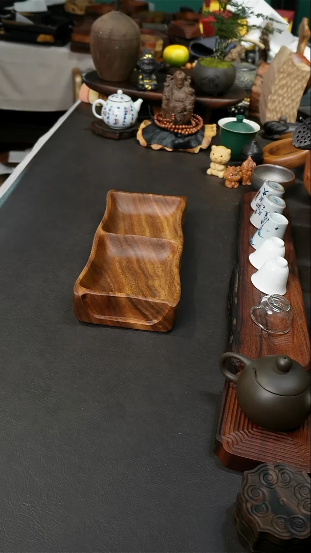 胡桃木竹节雕刻果盘