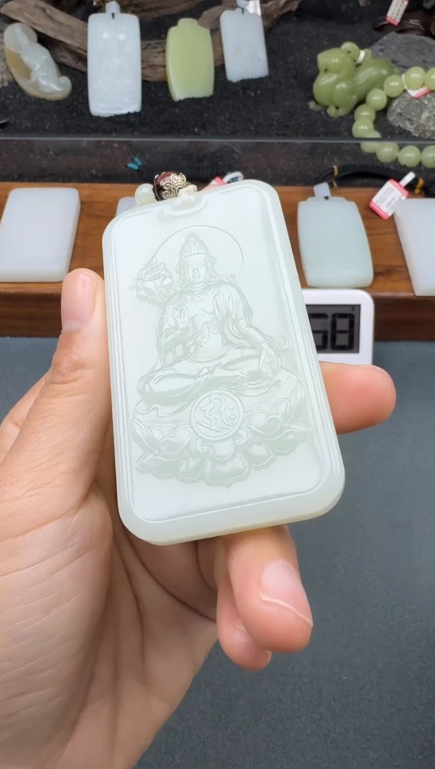 颈饰未镶嵌和田玉2