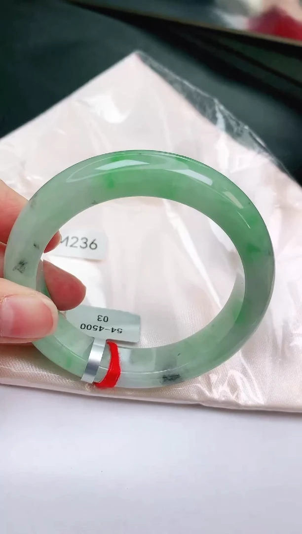 未镶嵌手镯翡翠缅甸天然A货翡翠手镯