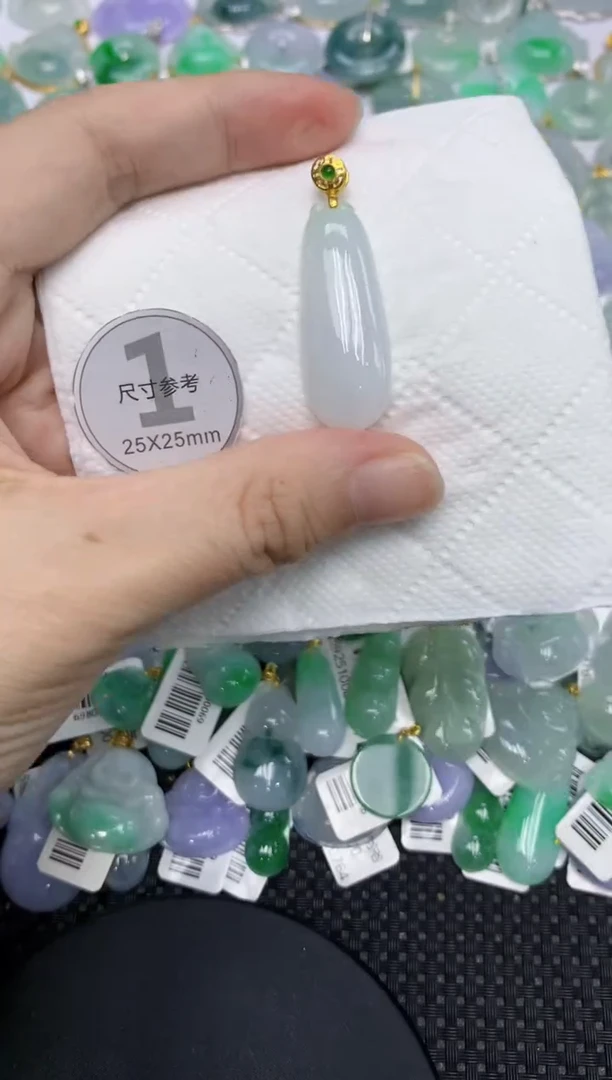 颈饰未镶嵌翡翠1111111