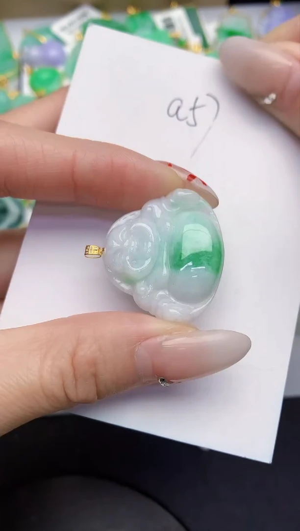 【闪购商品】翡翠颈饰18K金镶嵌00000000000