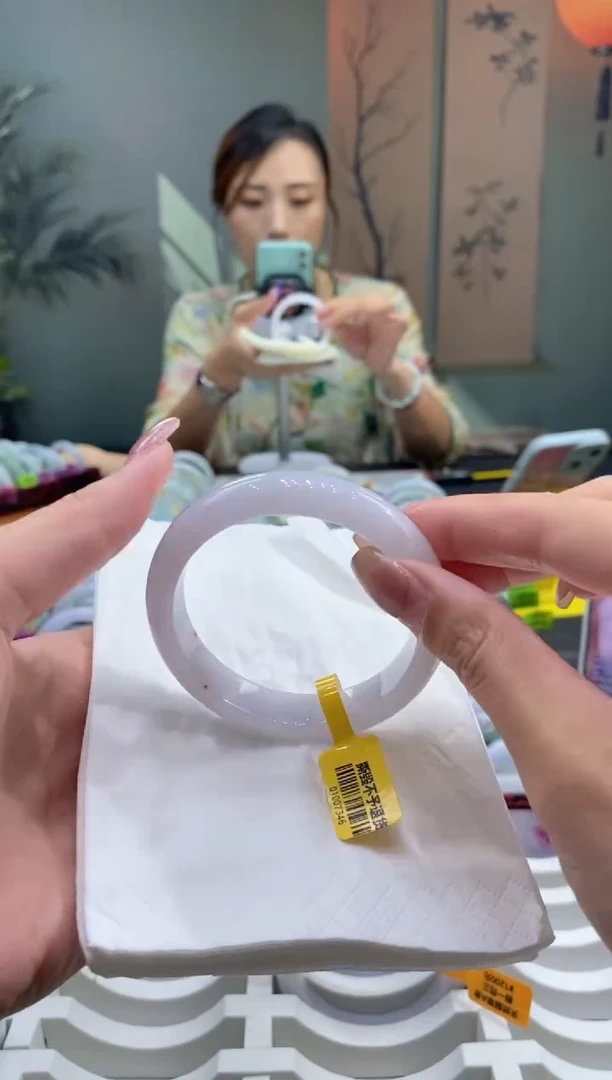 未镶嵌手镯翡翠000039406
