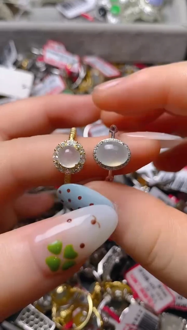 银S925镶嵌戒指翡翠百内无证书