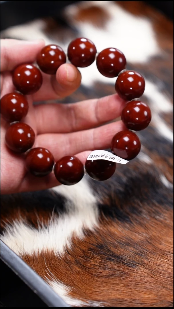 吊坠橄榄核光珠回血28号