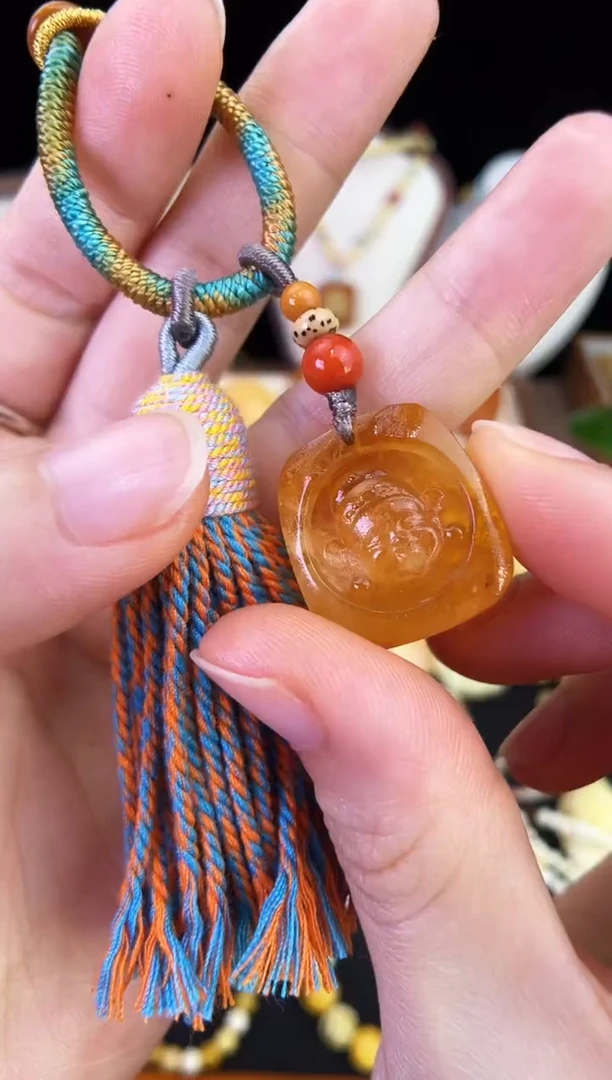 琥珀未镶嵌珠宝奇石柒月