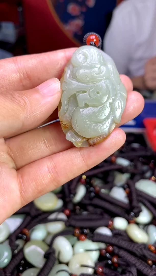 未镶嵌和田玉挂件1