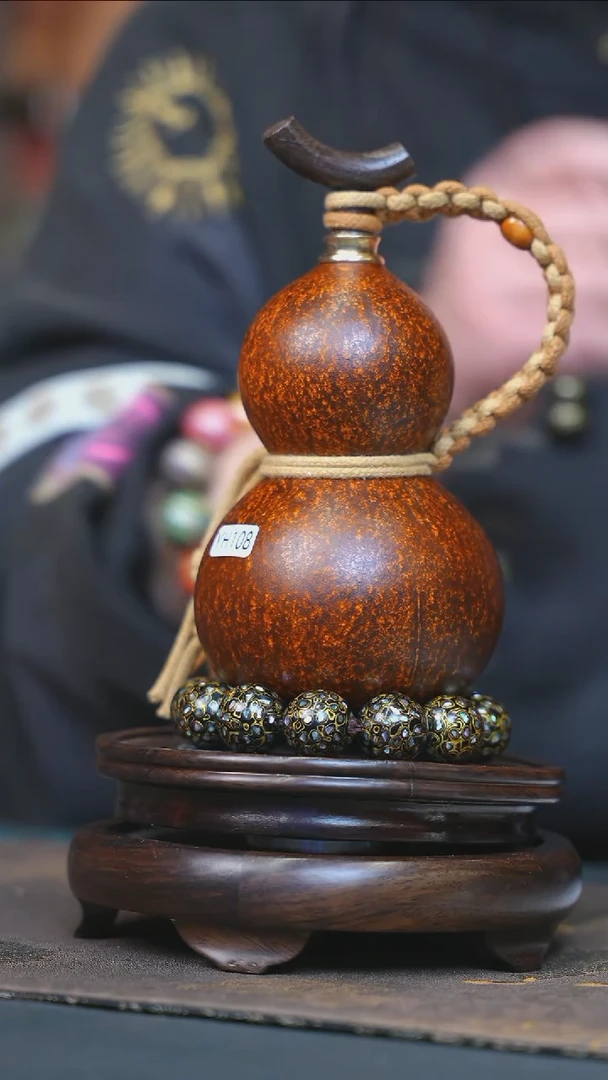 【闪购商品】YH108大漆酒葫芦不包手串及旋转底座