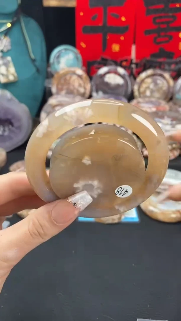 【闪购商品】石英质玉手镯（圆镯）未镶嵌57