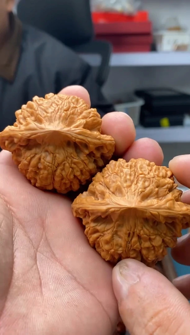 把件文玩核桃麒麟纹768