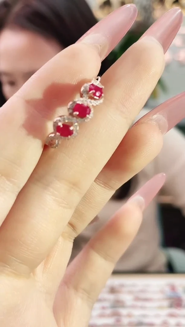 银S925镶嵌戒指红宝石戒指