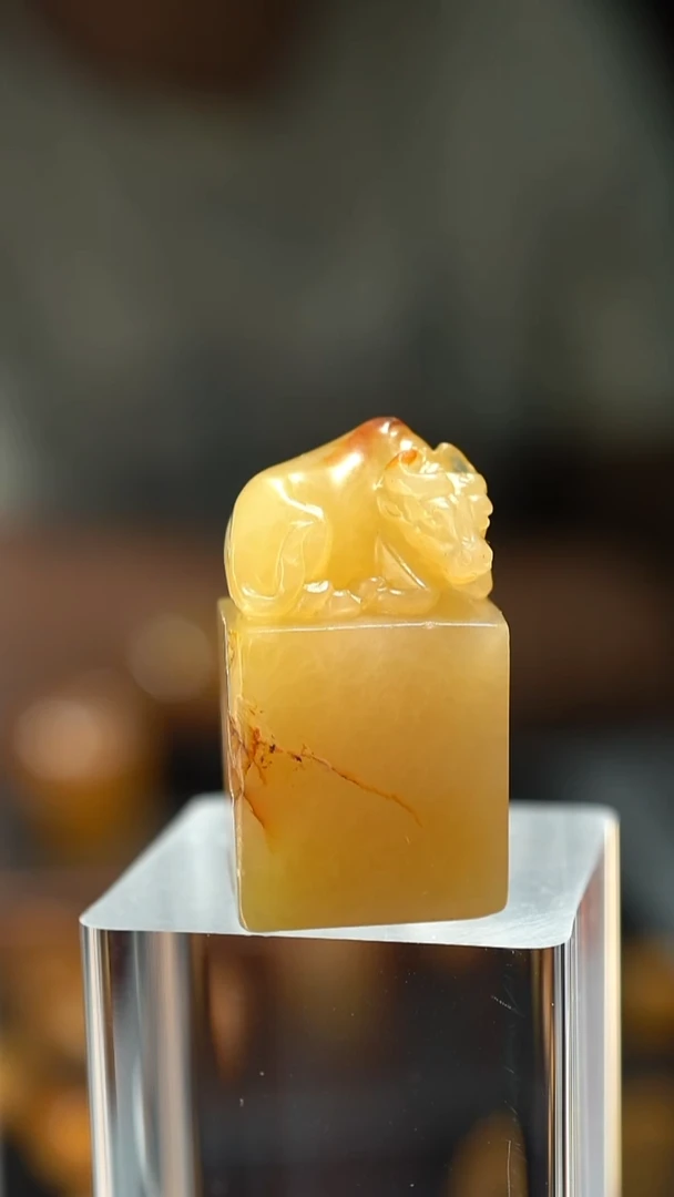 田黄石大***N田黄印纽牛