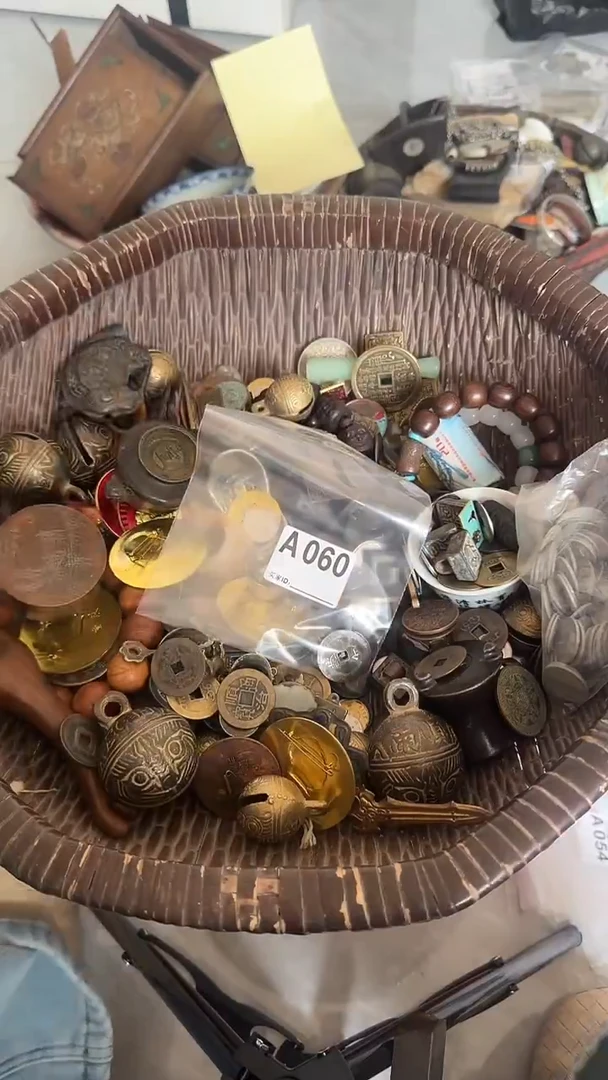 自*哥秒拍秒付闪购瓷器铜件