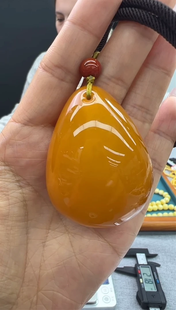 【闪购商品】琥珀颈饰未镶嵌534秒拍号