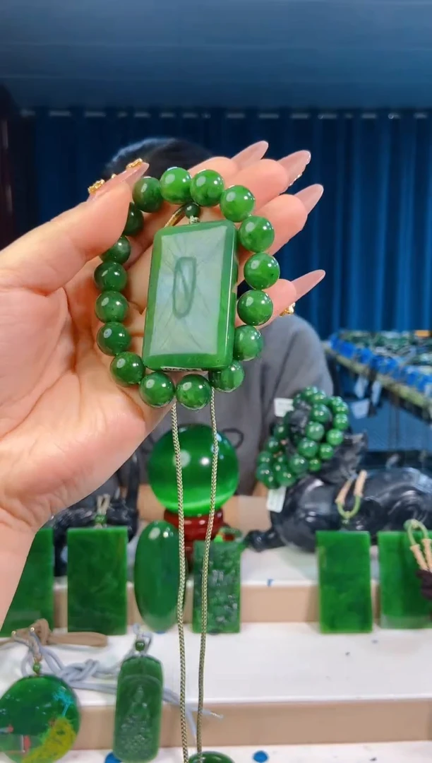 【闪购商品】和田玉挂件未镶嵌1